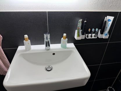 BrushDock Family Set S – Family set for 3 people (no drilling required) 