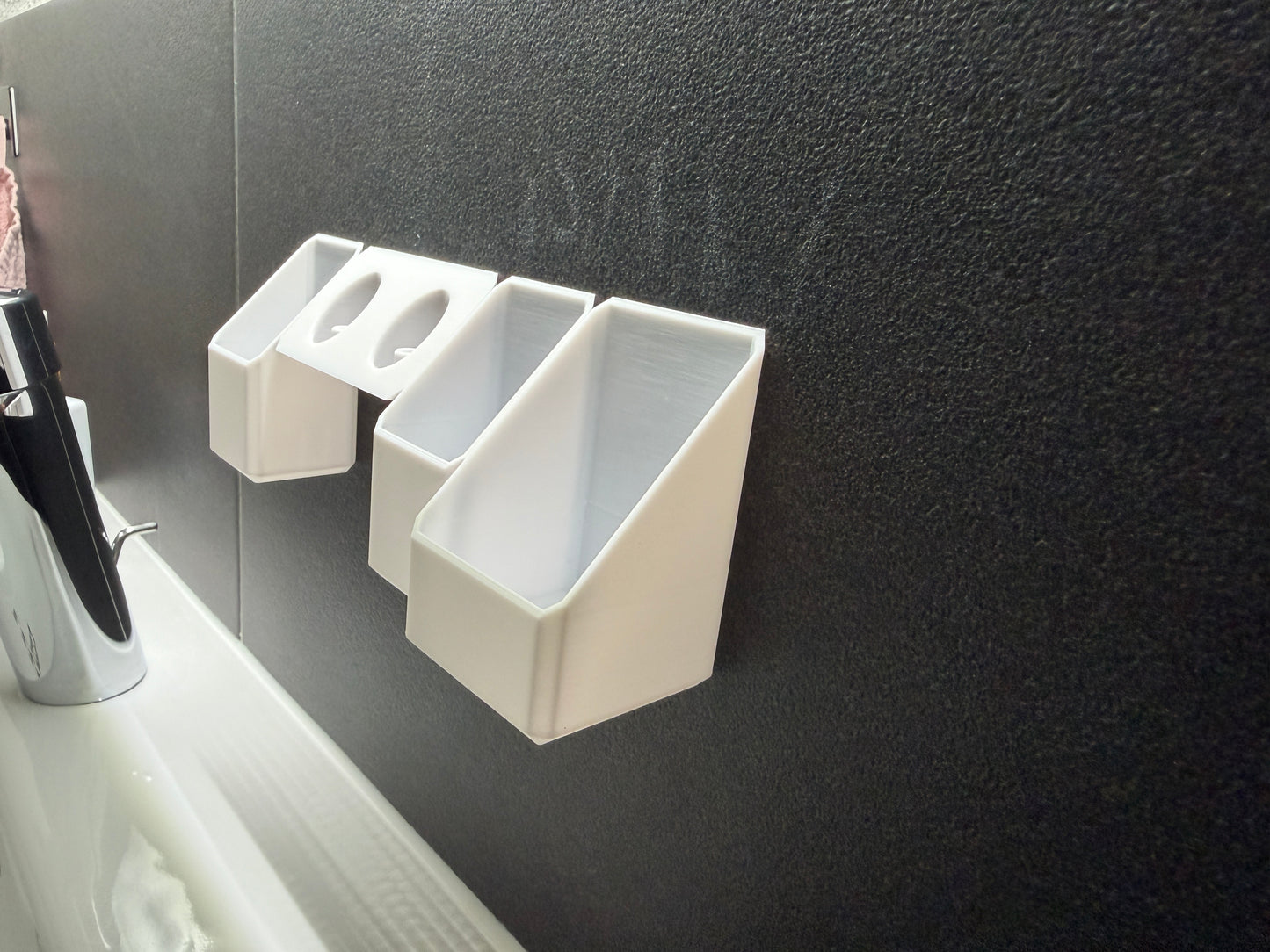 BrushDock Comfort Set – Wall Mount Set for Couples (No Drilling Required) 